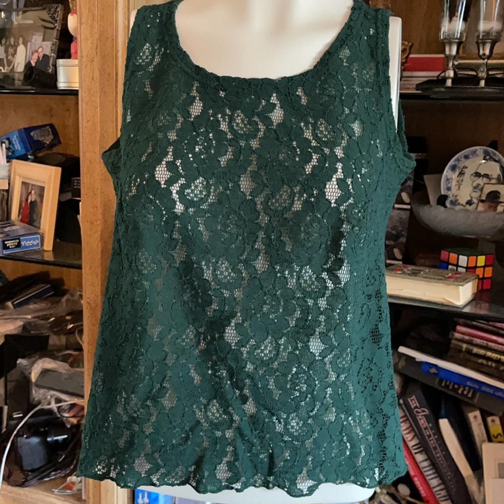 EUC GREEN LACE TANK TOP